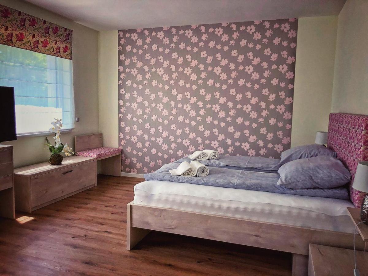 Moment Apartments Szolnok Extérieur photo