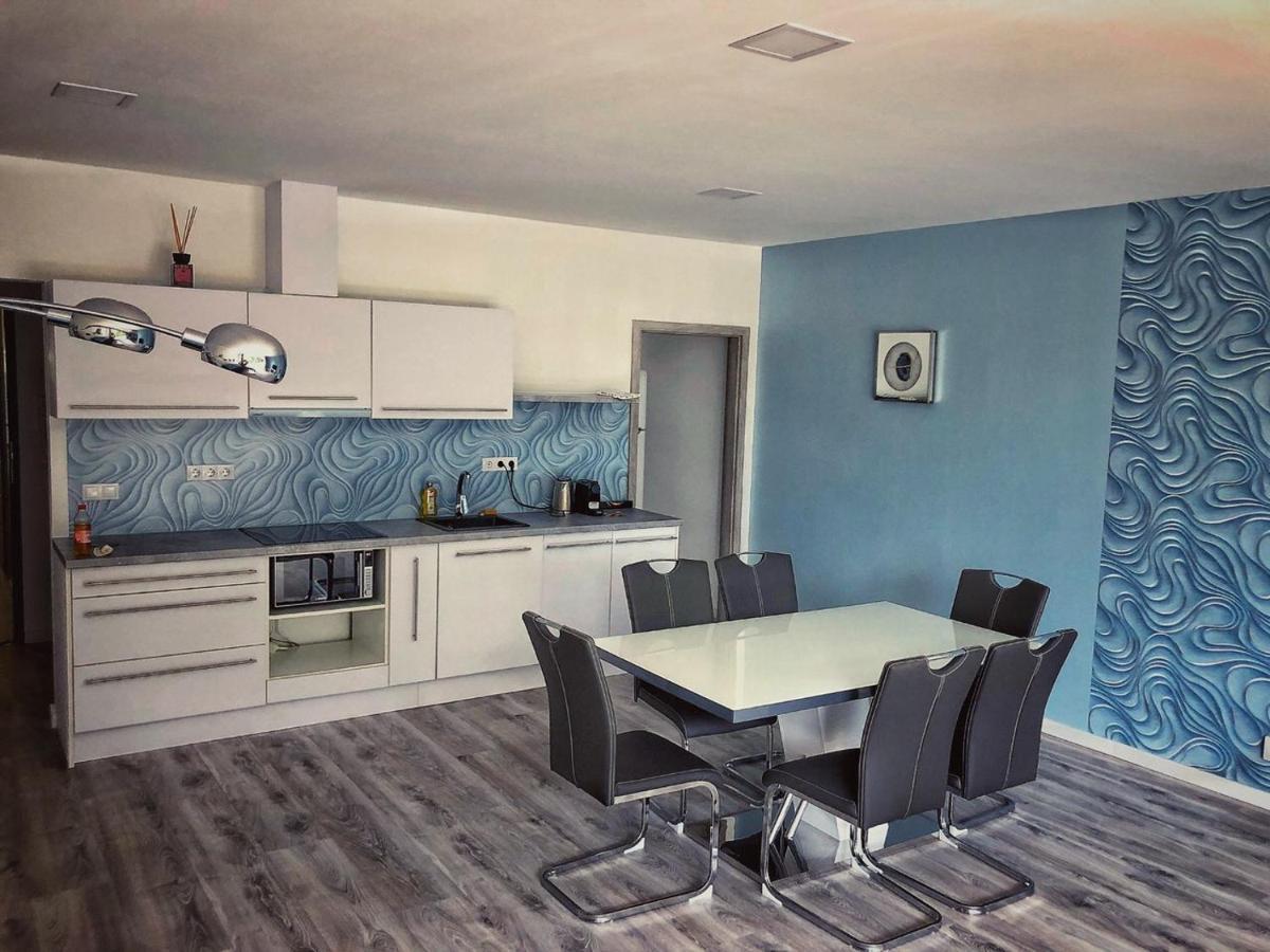 Moment Apartments Szolnok Extérieur photo