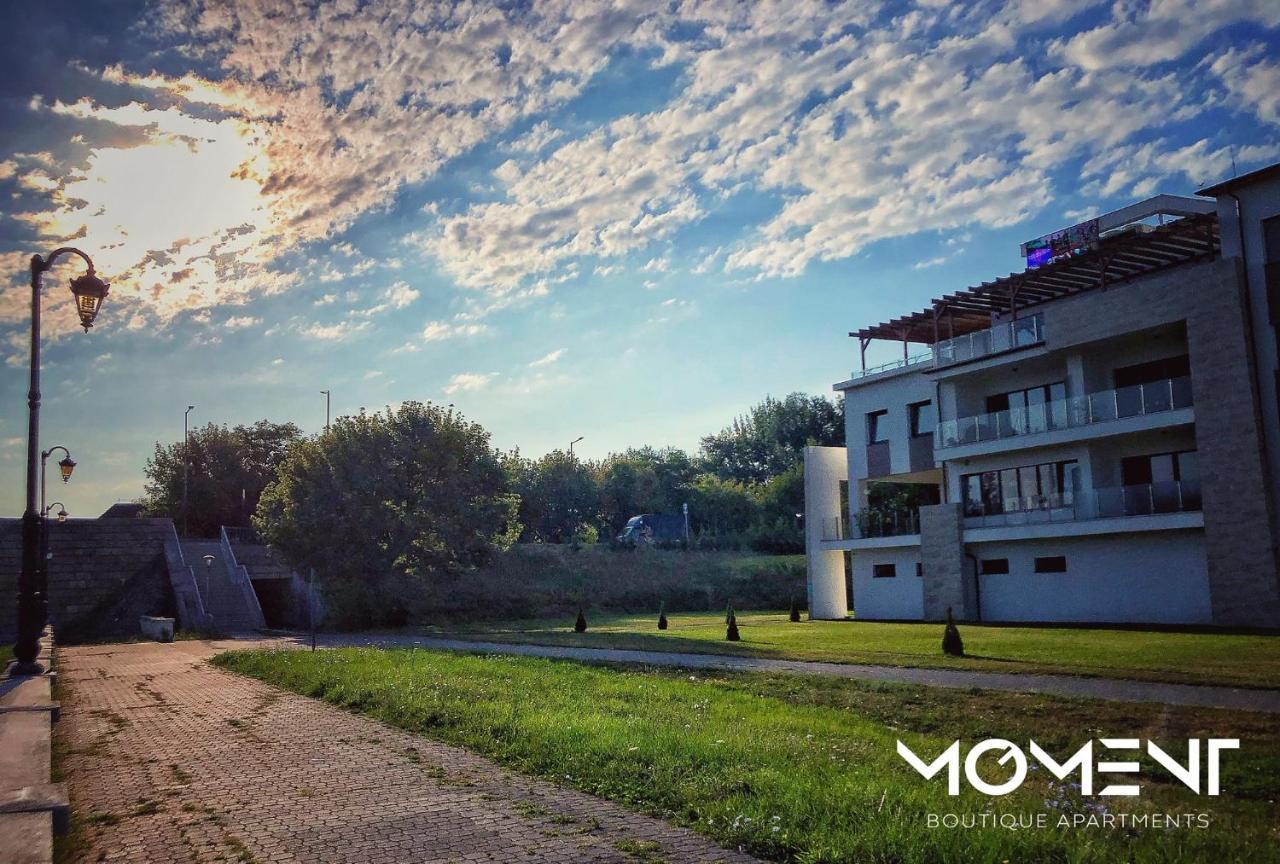 Moment Apartments Szolnok Extérieur photo